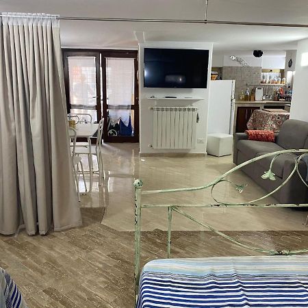 Casa Badino Villa แตร์ราชินา ภายนอก รูปภาพ