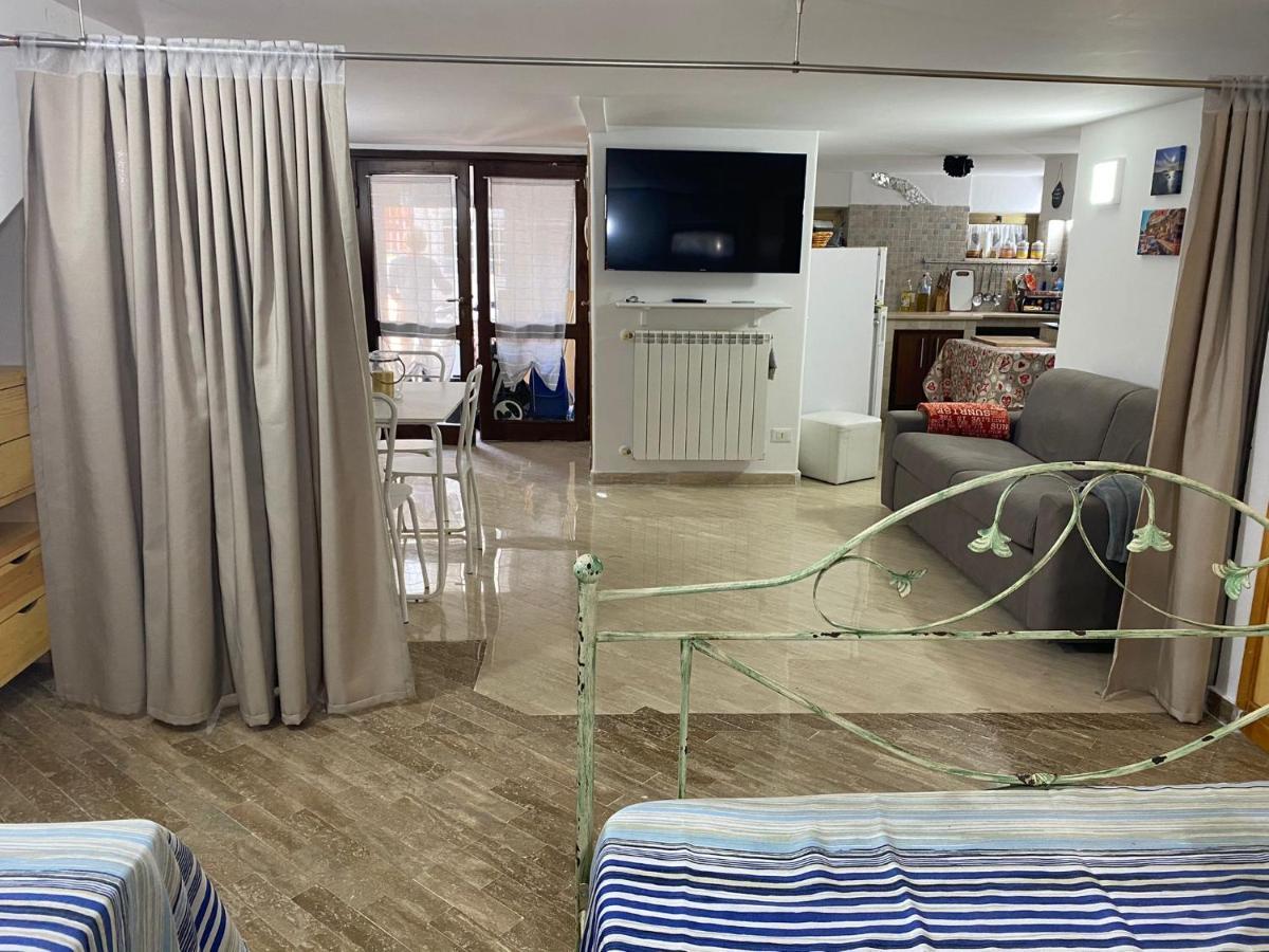 Casa Badino Villa แตร์ราชินา ภายนอก รูปภาพ